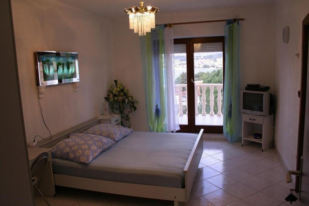 Villa Adriatic Трогир Номер фото