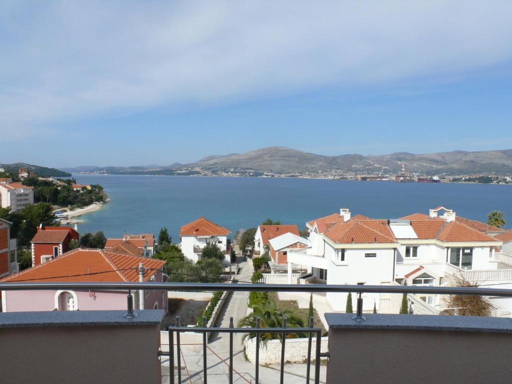 Villa Adriatic Трогир Номер фото